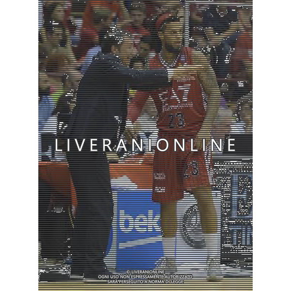 Beko Lega Basket Serie A 2014/2015 Semifinale Playoffs Gara 7 Milano - 10.06.2015 EA7 Emporio Armani Milano-Banco Sardegna Sassarri Nella Foto:banchi hackett /Ph.Vitez-Ag. Aldo Liverani
