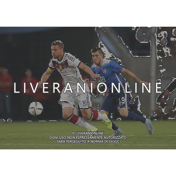 firo : 10.06.2015 Fu§ball, Fussball,International, Saison 2015/2016, LŠnderspiel, Freundschaftsspiel, Testspiel, Nati, Nationalmannschaft Deutschland, GER, Deutschland - USA, Vereinigte Staaten 1:2 Lukas PODOLSKI, GER, links gegen ALVARADO $worldrights Es gelten unsere AGB, einsehbar auf www.firosportphoto.de copyright by firo sportphoto: Coesfelder Str.207 48249 DŸlmen www.firosportphoto.de mail@firosportphoto.de (V o l k s b a n k B o c h u m - W i t t e n ) BLZ.: 430 601 29 Kt. Nr.: 341 117 100 Tel:Ê 02594 - 9916004 Fax:Ê02594 - 9916005