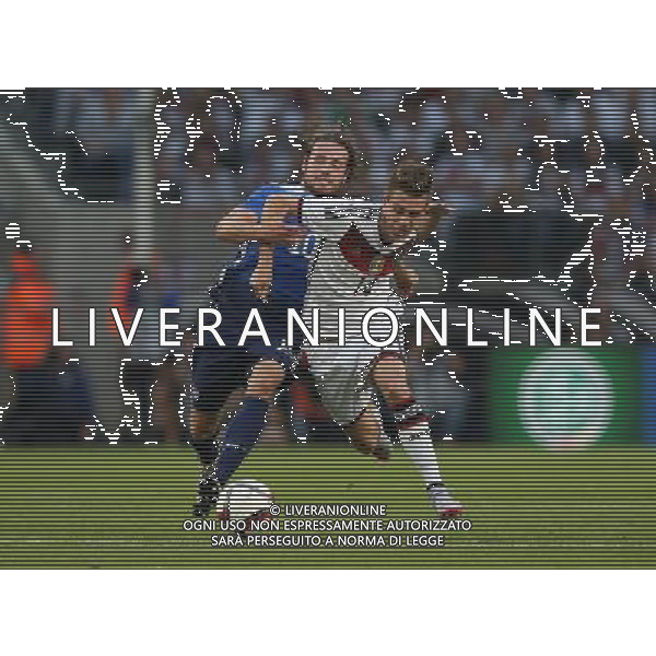 firo : 10.06.2015 Fu§ball, Fussball,International, Saison 2015/2016, LŠnderspiel, Freundschaftsspiel, Testspiel, Nati, Nationalmannschaft Deutschland, GER, Deutschland - USA, Vereinigte Staaten 1:2 Patrick HERRMANN, GER, rechts, gegen DISKERUD $worldrights Es gelten unsere AGB, einsehbar auf www.firosportphoto.de copyright by firo sportphoto: Coesfelder Str.207 48249 DŸlmen www.firosportphoto.de mail@firosportphoto.de (V o l k s b a n k B o c h u m - W i t t e n ) BLZ.: 430 601 29 Kt. Nr.: 341 117 100 Tel:Ê 02594 - 9916004 Fax:Ê02594 - 9916005
