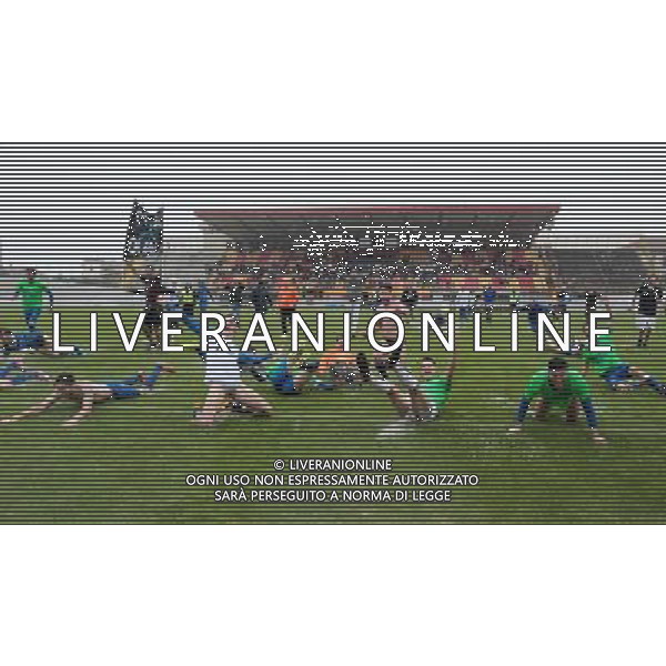 Bassano - Como Finale ritorno play off Lega pro 14 giugno 2015 nella foto Esultanza e festeggiamenti del Como per la promozione in Serie B Â©Garbuio/AGENZIA ALDO LIVERANI Sas