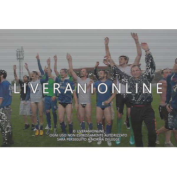 Bassano - Como Finale ritorno play off Lega pro 14 giugno 2015 nella foto Esultanza e festeggiamenti del Como per la promozione in Serie B Â©Garbuio/AGENZIA ALDO LIVERANI Sas