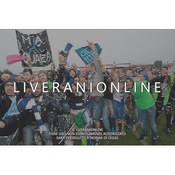 Bassano - Como Finale ritorno play off Lega pro 14 giugno 2015 nella foto Esultanza e festeggiamenti del Como per la promozione in Serie B - il Presidente Pietro Porro Â©Garbuio/AGENZIA ALDO LIVERANI Sas