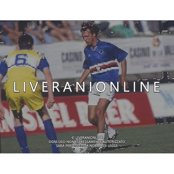 RETROSPETTIVA ZANINI NICOLA CALCIATORE NELLA FOTO ZANINI NICOLA CON LA MAGLIA DELLA SAMPDORIA AG ALDO LIVERANI SAS