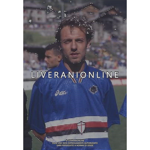 RETROSPETTIVA ZANINI NICOLA CALCIATORE NELLA FOTO ZANINI NICOLA CON LA MAGLIA DELLA SAMPDORIA AG ALDO LIVERANI SAS