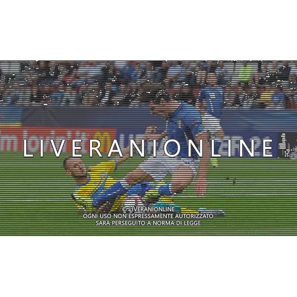 UEFA Under 21 Championship 2015 Group B Olomuc (Repubblica Ceca) - 18.06.2015 Italia-Svezia Nella Foto:la sequenza del fallo da rigore di alexander milosevic su andrea belotti /Ph.Vitez-Ag. Aldo Liverani