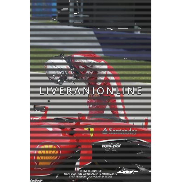 Sebastian Vettel (GER) Ferrari SF15-T stops on the circuit in the first practice session. 19.06.2015. Formula 1 World Championship, Rd 8, Austrian Grand Prix, Spielberg, Austria, Practice Day. /AGENZIA ALDO LIVERANI Sas - ITALY ONLY - EDITORIAL USE ONLY - Prove Libere
