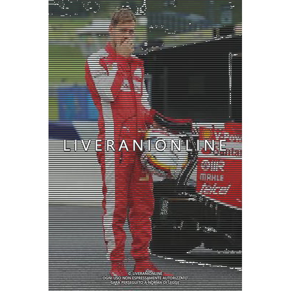 Sebastian Vettel (GER) Ferrari SF15-T stops on the circuit in the first practice session. 19.06.2015. Formula 1 World Championship, Rd 8, Austrian Grand Prix, Spielberg, Austria, Practice Day. /AGENZIA ALDO LIVERANI Sas - ITALY ONLY - EDITORIAL USE ONLY - Prove Libere
