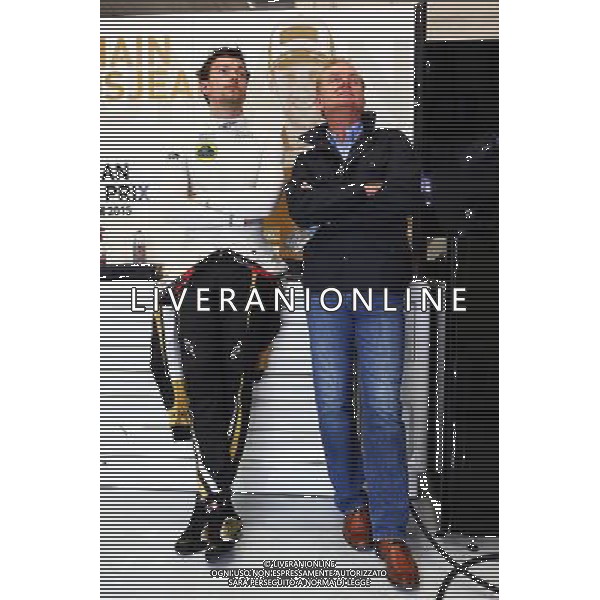 (L to R): Jolyon Palmer (GBR) Lotus F1 Team Test and Reserve Driver with his father Jonathan Palmer (GBR). 19.06.2015. Formula 1 World Championship, Rd 8, Austrian Grand Prix, Spielberg, Austria, Practice Day. /AGENZIA ALDO LIVERANI Sas - ITALY ONLY - EDITORIAL USE ONLY - Prove Libere