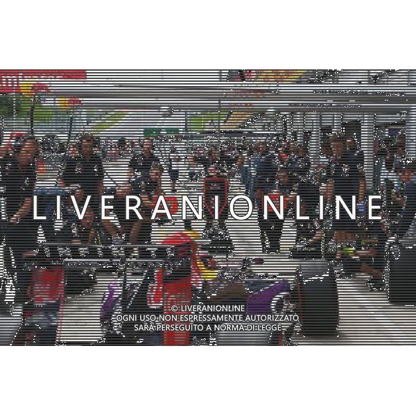 Daniil Kvyat (RUS) Red Bull Racing RB11 practices a pit stop. 19.06.2015. Formula 1 World Championship, Rd 8, Austrian Grand Prix, Spielberg, Austria, Practice Day. /AGENZIA ALDO LIVERANI Sas - ITALY ONLY - EDITORIAL USE ONLY - Prove Libere
