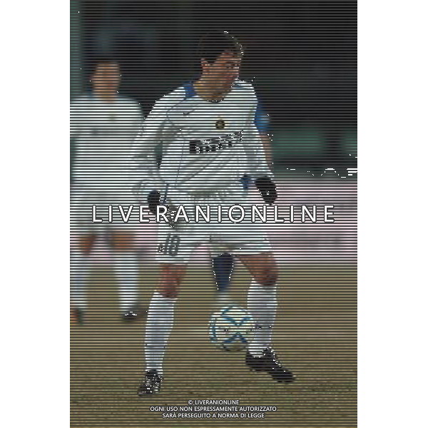 Bergamo 28/01/2005 coppa italiatim 2004/05 atalanta-inter 0:1 nella foto gonzalez kily ph marco luzzani/ag aldo liverani s.a.s.