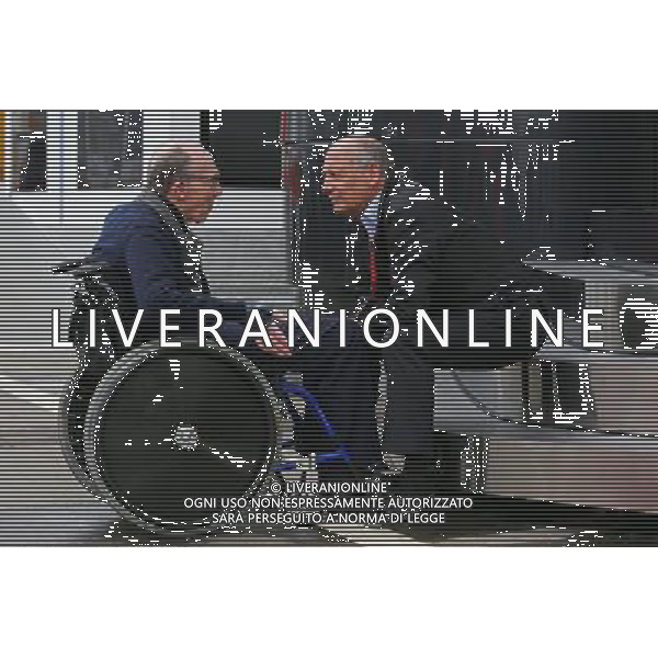 (L to R): Frank Williams (GBR) Williams Team Owner with Ron Dennis (GBR) McLaren Executive Chairman. 20.06.2015. Formula 1 World Championship, Rd 8, Austrian Grand Prix, Spielberg, Austria, Qualifying Day. - www.xpbimages.com, EMail: requests@xpbimages.com - copy of publication required for printed pictures. Every used picture is fee-liable. © Copyright: Batchelor / XPB Images /AGENZIA ALDO LIVERANI Sas - ITALY ONLY - EDITORIAL USE ONLY - prove ufficiali