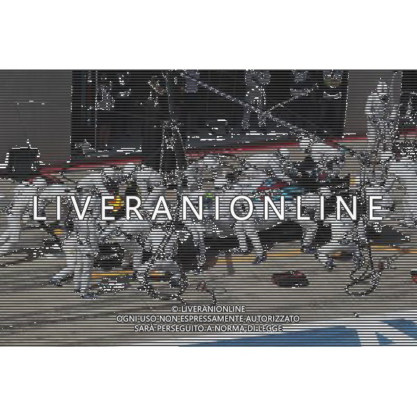 Felipe Massa (BRA) Williams FW37 makes a pit stop. 21.06.2015. Formula 1 World Championship, Rd 8, Austrian Grand Prix, Spielberg, Austria, Race Day. /AGENZIA ALDO LIVERANI Sas - ITALY ONLY - EDITORIAL USE ONLY - GARA