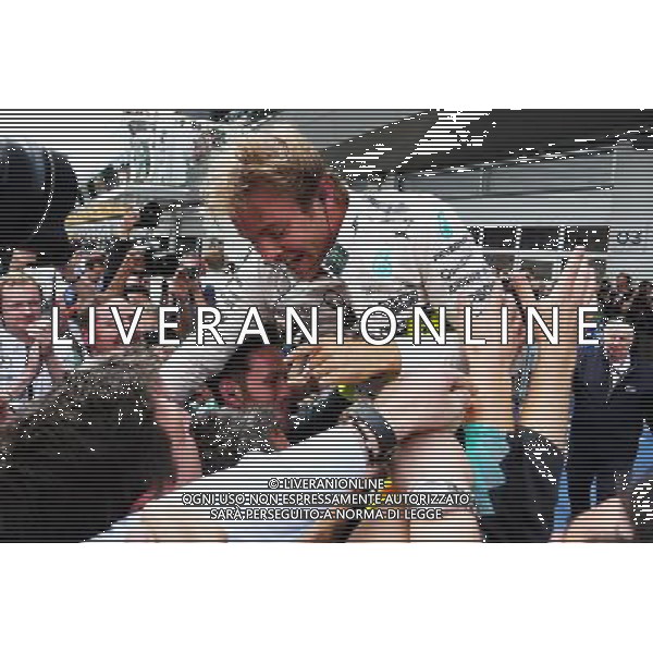 Race winner Nico Rosberg (GER) Mercedes AMG F1 celebrates in parc ferme. 21.06.2015. Formula 1 World Championship, Rd 8, Austrian Grand Prix, Spielberg, Austria, Race Day. AG ALDO LIVERANI SAS ONLY ITALY