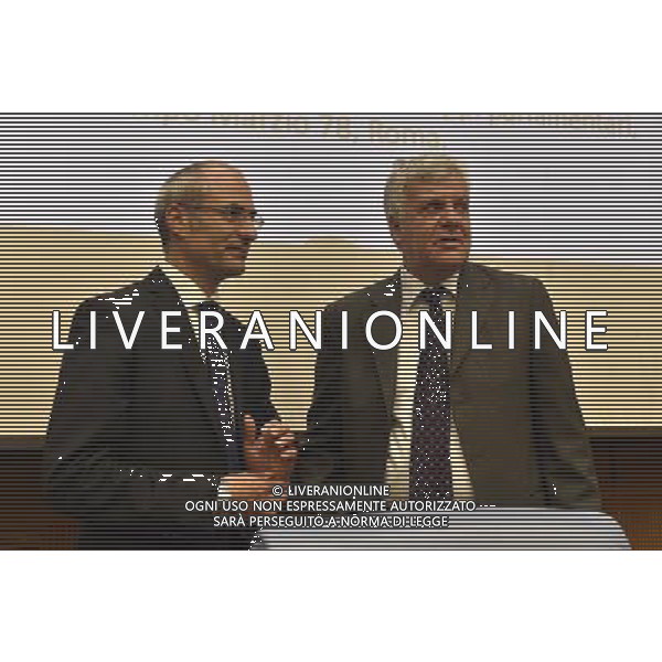 Roma - 22/06/2015 - Montecitorio - Aula Gruppi Parlamentari - Stati generali sui cambiamenti climatici e la difesa del territorio - nella foto: Gian Luca Galletti e Fabrizio Curcio / Ph. Fabrizio Corradetti - Ag. Aldo Liverani Sas