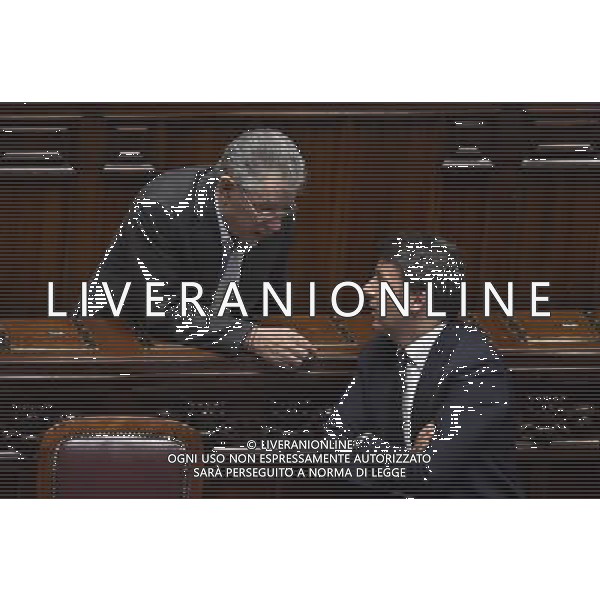Roma - 24/06/2015 - Montecitorio - Comunicazioni del Presidente del Consiglio Matteo Renzi in vista del Consiglio europeo - nella foto: Umberto Bossi e Matteo Renzi / Ph. Fabrizio Corradetti - Ag. Aldo Liverani Sas