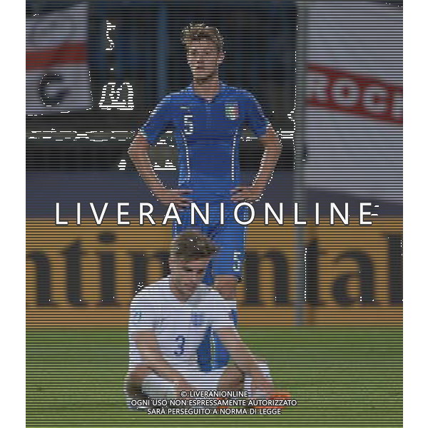 UEFA Under 21 Championship 2015 Group B Olomouc (Repubblica Ceca) - 24.06.2015 Inghilterra-Italia Nella Foto:delusione daniele rugani e luke garbutt /Ph.Vitez-Ag. Aldo Liverani