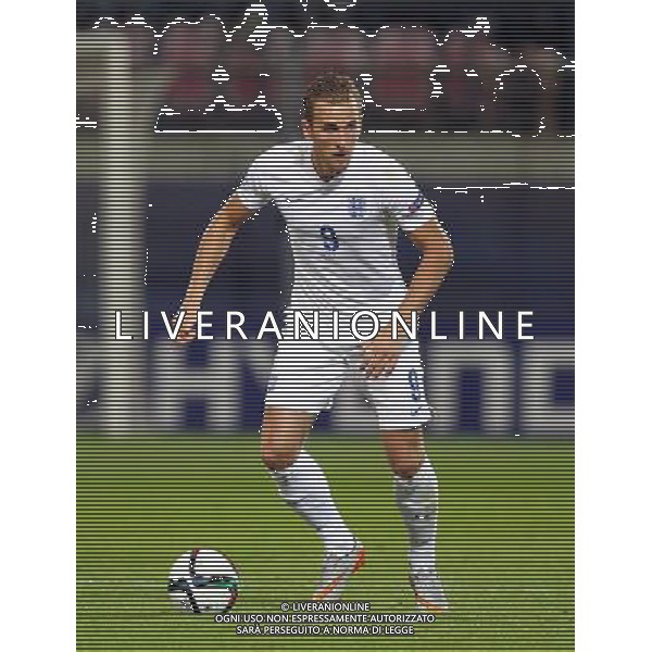 OLOMUNIEC, CZECHY STADION ANDER 24.06.2015 REPREZENTACJA NARODOWA TEAM KADRA U21 PILKA NOZNA MISTRZOSTWA EUROPY UEFA U-21 CZECHY 2015 GRUPA B ANGLIA U21 - WLOCHY U21 NZ HARRY KANE ( ENG ) FOT MICHAL NOWAK / NEWSPIX.PL OLOMOUC, CZECH REPUBLIC ANDER STADIUM 24.06.2015 FOOTBALL NATIONAL TEAMS U-21 UEFA UNDER 21 CHAMPIONSHIP CZECH REPUBLIC 2015 GROUP B ENGLAND U21 - ITALY U21 HARRY KANE ( ENG ) MICHAL NOWAK / NEWSPIX.PL --- Newspix.pl /AGENZIA ALDO LIVERANI Sas - ITALY ONLY - EDITORIAL USE ONLY - Inghilterra - Italia UEFA Under 21 Championship 2015 Group B Olomouc (Repubblica Ceca) - 24.06.2015 *** Local Caption *** www.newspix.pl mail us: info@newspix.pl call us: 0048 022 23 22 222 --- Polish Picture Agency by Ringier Axel Springer Poland