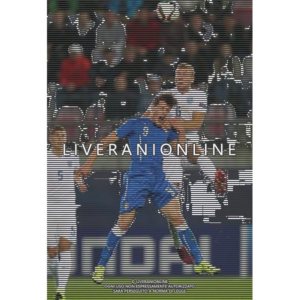 OLOMUNIEC, CZECHY STADION ANDER 24.06.2015 REPREZENTACJA NARODOWA TEAM KADRA U21 PILKA NOZNA MISTRZOSTWA EUROPY UEFA U-21 CZECHY 2015 GRUPA B ANGLIA U21 - WLOCHY U21 NZ ANDREA BELOTTI ( ITA ) BEN GIBSON ( ENG ) FOT MICHAL NOWAK / NEWSPIX.PL OLOMOUC, CZECH REPUBLIC ANDER STADIUM 24.06.2015 FOOTBALL NATIONAL TEAMS U-21 UEFA UNDER 21 CHAMPIONSHIP CZECH REPUBLIC 2015 GROUP B ENGLAND U21 - ITALY U21 ANDREA BELOTTI ( ITA ) BEN GIBSON ( ENG ) MICHAL NOWAK / NEWSPIX.PL --- Newspix.pl /AGENZIA ALDO LIVERANI Sas - ITALY ONLY - EDITORIAL USE ONLY - Inghilterra - Italia UEFA Under 21 Championship 2015 Group B Olomouc (Repubblica Ceca) - 24.06.2015 *** Local Caption *** www.newspix.pl mail us: info@newspix.pl call us: 0048 022 23 22 222 --- Polish Picture Agency by Ringier Axel Springer Poland