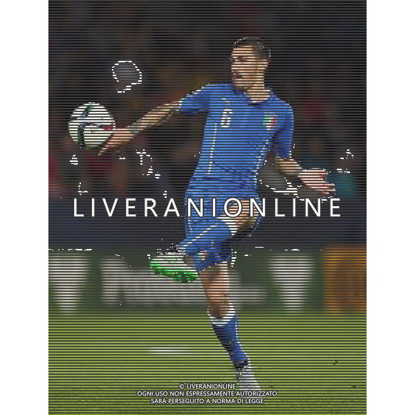 OLOMUNIEC, CZECHY STADION ANDER 24.06.2015 REPREZENTACJA NARODOWA TEAM KADRA U21 PILKA NOZNA MISTRZOSTWA EUROPY UEFA U-21 CZECHY 2015 GRUPA B ANGLIA U21 - WLOCHY U21 NZ ALESSIO ROMAGNOLI ( ITA ) FOT MICHAL NOWAK / NEWSPIX.PL OLOMOUC, CZECH REPUBLIC ANDER STADIUM 24.06.2015 FOOTBALL NATIONAL TEAMS U-21 UEFA UNDER 21 CHAMPIONSHIP CZECH REPUBLIC 2015 GROUP B ENGLAND U21 - ITALY U21 ALESSIO ROMAGNOLI ( ITA ) MICHAL NOWAK / NEWSPIX.PL --- Newspix.pl /AGENZIA ALDO LIVERANI Sas - ITALY ONLY - EDITORIAL USE ONLY - Inghilterra - Italia UEFA Under 21 Championship 2015 Group B Olomouc (Repubblica Ceca) - 24.06.2015 *** Local Caption *** www.newspix.pl mail us: info@newspix.pl call us: 0048 022 23 22 222 --- Polish Picture Agency by Ringier Axel Springer Poland
