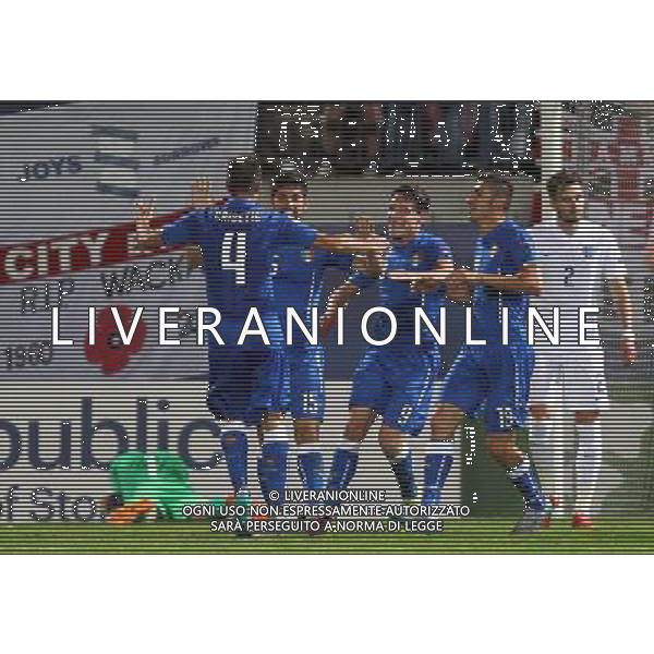 OLOMUNIEC, CZECHY STADION ANDER 24.06.2015 REPREZENTACJA NARODOWA TEAM KADRA U21 PILKA NOZNA MISTRZOSTWA EUROPY UEFA U-21 CZECHY 2015 GRUPA B ANGLIA U21 - WLOCHY U21 NZ RADOSC MARCO BENASSI ( ITA ) BRAMKA GOL FOT MICHAL NOWAK / NEWSPIX.PL OLOMOUC, CZECH REPUBLIC ANDER STADIUM 24.06.2015 FOOTBALL NATIONAL TEAMS U-21 UEFA UNDER 21 CHAMPIONSHIP CZECH REPUBLIC 2015 GROUP B ENGLAND U21 - ITALY U21 MARCO BENASSI ( ITA ) CELEBRATING GOAL FOR 0-3 MICHAL NOWAK / NEWSPIX.PL --- Newspix.pl /AGENZIA ALDO LIVERANI Sas - ITALY ONLY - EDITORIAL USE ONLY - Inghilterra - Italia UEFA Under 21 Championship 2015 Group B Olomouc (Repubblica Ceca) - 24.06.2015 *** Local Caption *** www.newspix.pl mail us: info@newspix.pl call us: 0048 022 23 22 222 --- Polish Picture Agency by Ringier Axel Springer Poland