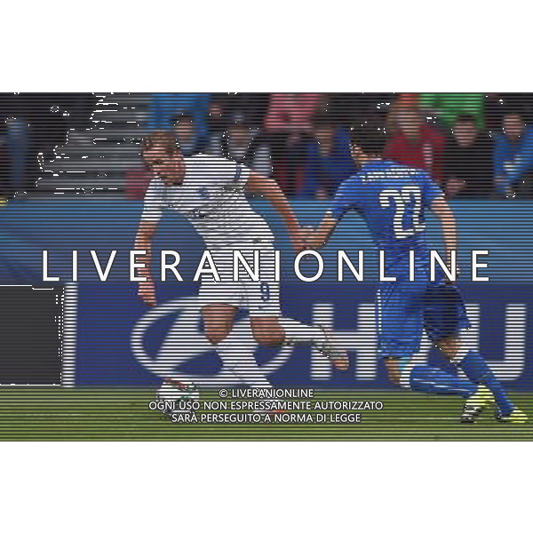 2015.06.24 OLOMOUC FOOTBALL UNDER 21 CHAMPIONSHIP CZECH REPUBLIC 2015 ENGLAND VS ITALY HARRY KANE 2015.06.24 OLOMUNIEC CZECHY PILKA NOZNA MISTRZOSTWA EUROPY U21 ANGLIA - WLOCHY FOTO LUKASZ LASKOWSKI / PRESSFOCUS / NEWSPIX.PL --- Newspix.pl /AGENZIA ALDO LIVERANI Sas - ITALY ONLY - EDITORIAL USE ONLY - Inghilterra - Italia UEFA Under 21 Championship 2015 Group B Olomouc (Repubblica Ceca) - 24.06.2015 *** Local Caption *** www.newspix.pl mail us: info@newspix.pl call us: 0048 022 23 22 222 --- Polish Picture Agency by Ringier Axel Springer Poland