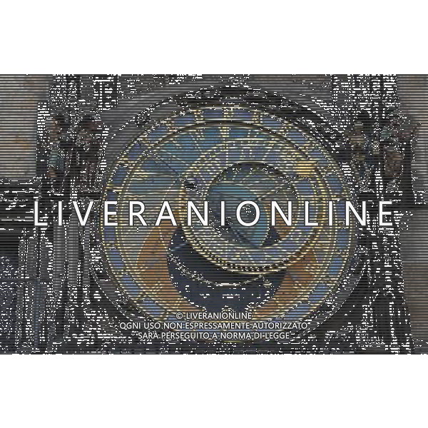 Citta\' di Praga - Repubblica Ceca Praga (Repubblica Ceca) - 25.06.2015 Nella Foto:Torre dell\'orologio astronomico di Praga nella citta\' vecchia /Ph.Vitez-Ag. Aldo Liverani