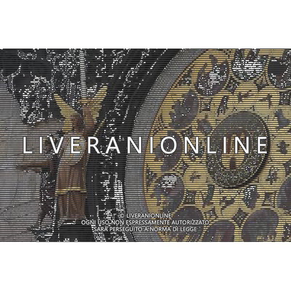 Citta\' di Praga - Repubblica Ceca Praga (Repubblica Ceca) - 25.06.2015 Nella Foto:Torre dell\'orologio astronomico di Praga nella citta\' vecchia /Ph.Vitez-Ag. Aldo Liverani