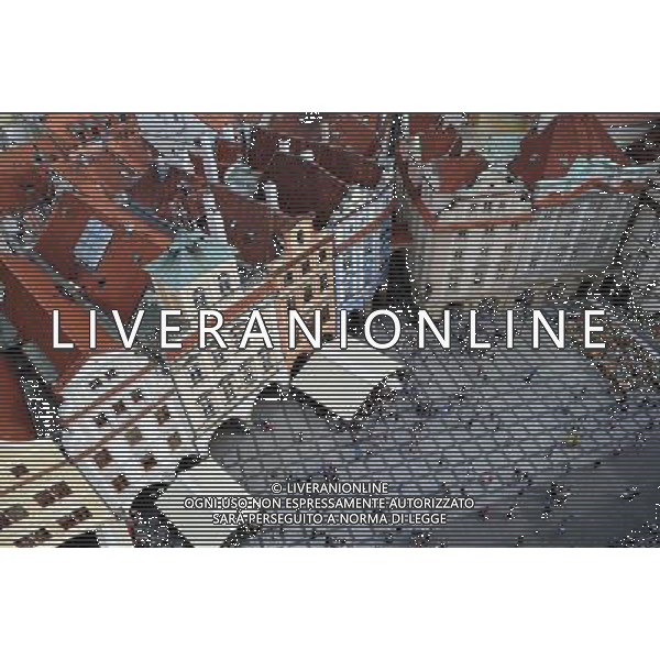 Citta\' di Praga - Repubblica Ceca Praga (Repubblica Ceca) - 25.06.2015 Nella Foto:Staromestske namesti - Piazza dell cittÃ  vecchia di Praga con la chiesa di Santa Maria di Tyn vicoli e tetti della citta\' vecchia /Ph.Vitez-Ag. Aldo Liverani