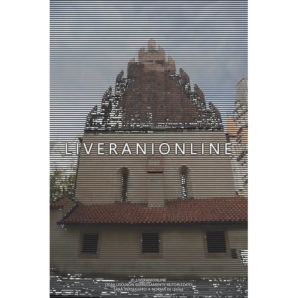 Citta\' di Praga - Repubblica Ceca Praga (Repubblica Ceca) - 25.06.2015 Nella Foto:Quartiere Ebraico - Sinagoda Vecchia/Nuova - La Sinagoga in funzione piÃ¹ antica d\'Europa - Sul soffitto ancora intatto il rabbino Loew nella fine del 1600 creava e custodiva il leggendario Golem /Ph.Vitez-Ag. Aldo Liverani