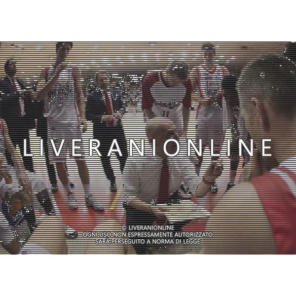 REGGIO EMILIA 26 GIUGNO 2015 / CAMPIONATO LEGABASKET SERIE A 2014-2015 /FINALE SCUDETTO PLAYOFF GARA 7 / GRISSIN BON REGGIO EMILIA VS BANCO DI SARDEGNA SASSARI / NELLA FOTO: MASSIMILIANO MENETTI DURANTE UN TIME OUT / FOTO FRANCESCA SOLI - AGENZIA ALDO LIVERANI SAS