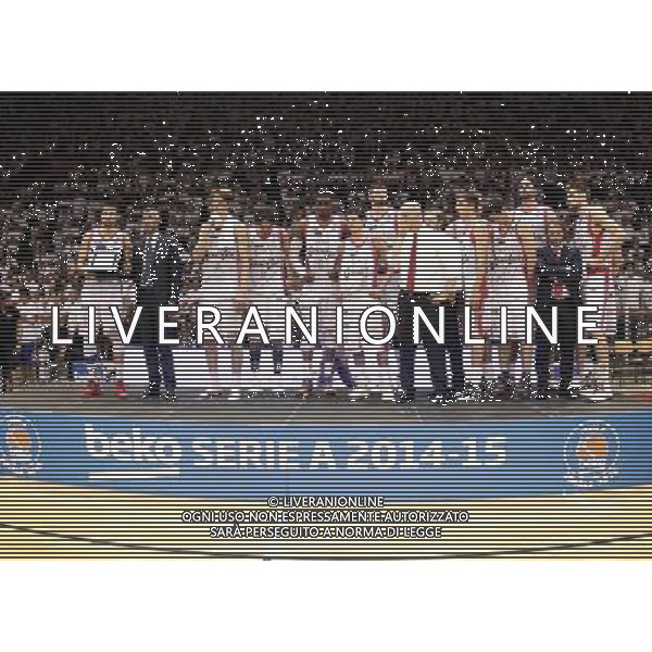 REGGIO EMILIA 26 GIUGNO 2015 / CAMPIONATO LEGABASKET SERIE A 2014-2015 /FINALE SCUDETTO PLAYOFF GARA 7 / GRISSIN BON REGGIO EMILIA VS BANCO DI SARDEGNA SASSARI / NELLA FOTO: LA GRISSIN BON PREMIATA A FINE GARA / FOTO FRANCESCA SOLI - AGENZIA ALDO LIVERANI SAS