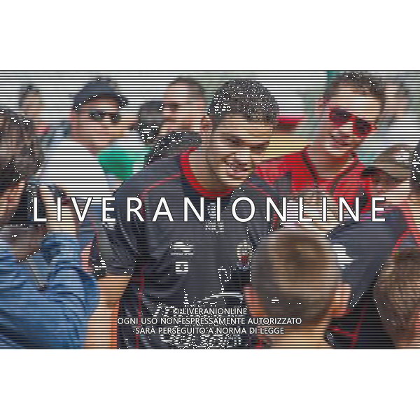 Hatem Ben Arfa / supporters Nice - 29.06.2015 - Reprise Entrainement de Nice - 2015/2016 Photo : Serge Haouzi / Icon Sport AG ALDO LIVERANI SAS ONLY ITALY