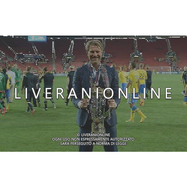 UEFA Under 21 Championship 2015 Finale Praga (Repubblica Ceca) - 30.06.2015 Svezia-Portogallo Nella Foto:Hakan Ericson con la coppa /Ph.Vitez-Ag. Aldo Liverani
