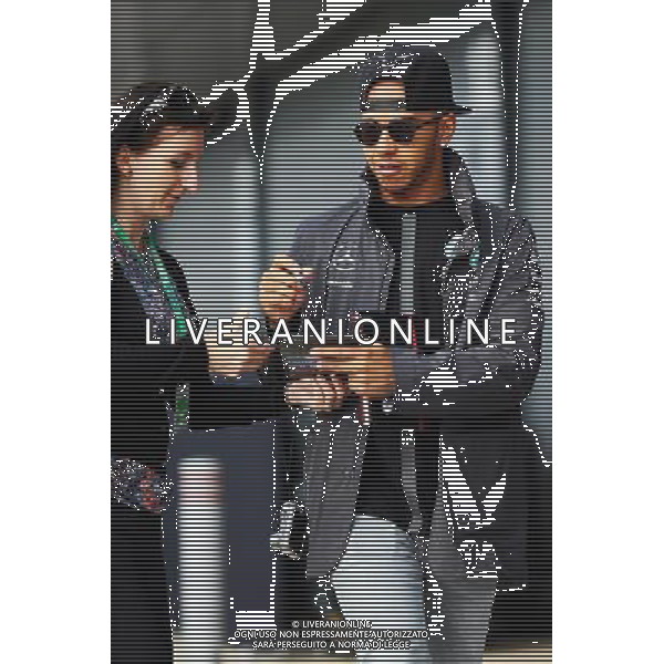 Lewis Hamilton (GBR) Mercedes AMG F1 signs autographs for the fans. 04.07.2015. Formula 1 World Championship, Rd 9, British Grand Prix, Silverstone, England, Qualifying Day. AG ALDO LIVERANI SAS ONLY ITALY
