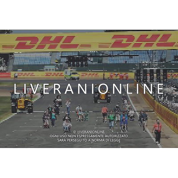 Fans invade the circuit at the end of the race. 05.07.2015. Formula 1 World Championship, Rd 9, British Grand Prix, Silverstone, England, Race Day. AG ALDO LIVERANI SAS ONLY ITALY