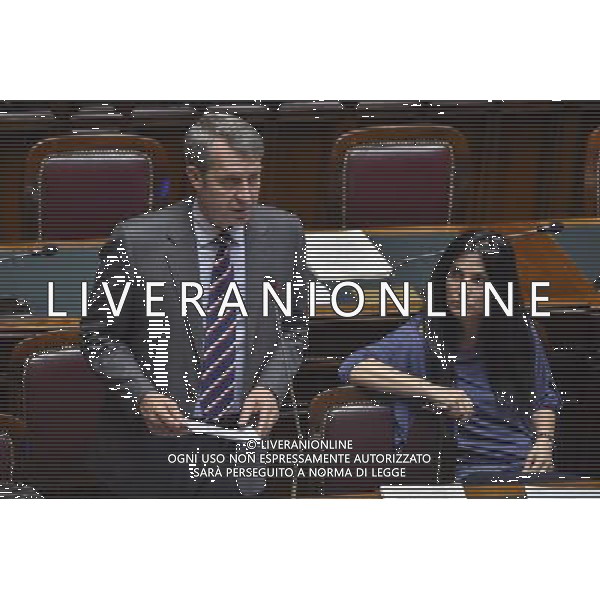 Roma - 07/07/2015 - Montecitorio - Seduta pubblica - nella foto: Benedetto Della Vedova sottosegretario Affari Esteri e Francesca Barracciu sottosegretario Beni e attivitˆ culturali e turismo / Ph. Fabrizio Corradetti - Ag. Aldo Liverani Sas