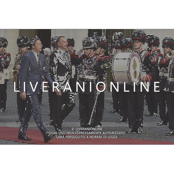 Roma - 09/07/2015 - Palazzo Chigi - Il Presidente del Consiglio Matteo Renzi incontra il Presidente della Repubblica dell\'Azerbaijan Ilham Aliyev - nella foto: Matteo Renzi e Ilham Aliyev sfilano davanti al picchetto d\'onore / Ph. Fabrizio Corradetti - Ag. Aldo Liverani Sas