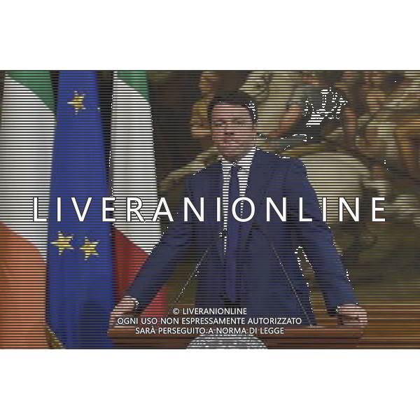 Roma - 10/07/2015 - Palazzo Chigi - Il Presidente del Consiglio dei Ministri Matteo Renzi incontra il Primo Ministro della Repubblica dâ€™Irlanda Enda Kenny - nella foto: Matteo Renzi / Ph. Fabrizio Corradetti - Ag. Aldo Liverani sas