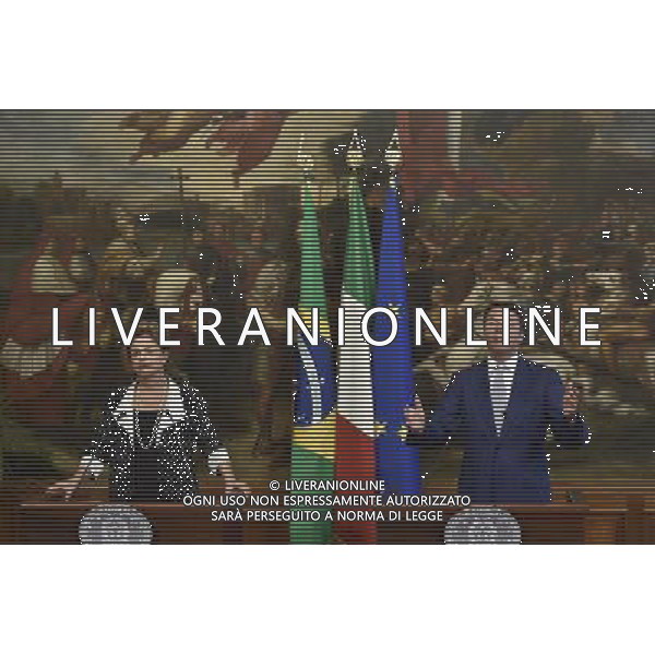 Roma - 10/07/2015 - Palazzo Chigi - Il Presidente del Consiglio dei Ministri Matteo Renzi incontra il Presidente della Repubblica federale del Brasile Dilma Rousseff - nella foto: Matteo Renzi e Dilma Rousseff / Ph. Fabrizio Corradetti - Ag. Aldo Liverani sas