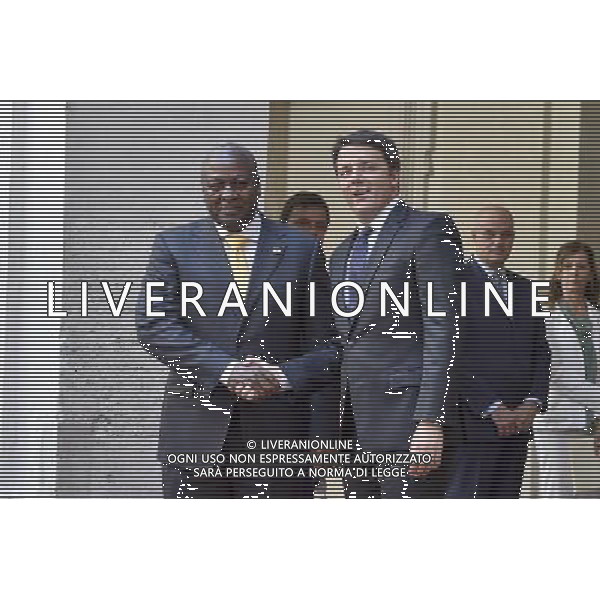 Roma - 16/07/2015 - Palazzo Chigi - Il presidente del Consiglio Matteo Renzi riceve il presidente della Repubblica del Ghana John Dramani Mahama - nella foto: Matteo Renzi e ohn Dramani Mahama / Ph. Fabrizio Corradetti - Ag. Aldo Liverani sas