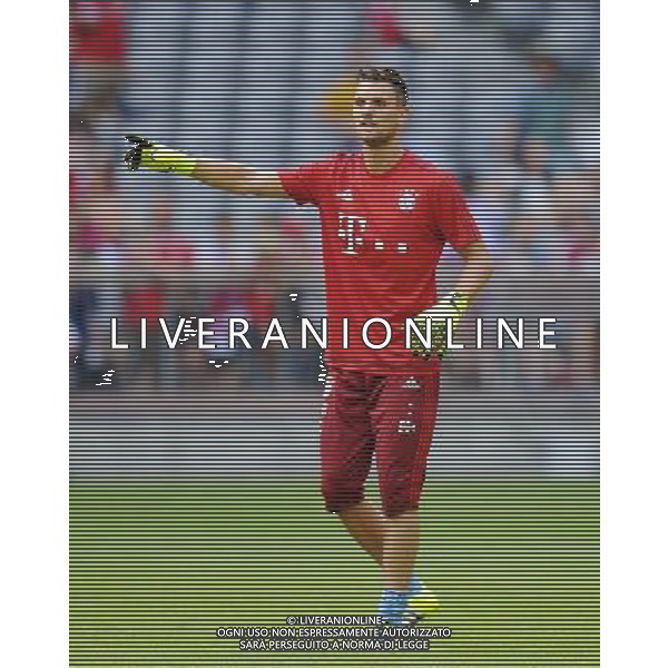 firo Fu§ball,Fussball, 11.07.2015 1. Bundesliga Saison 2015/2016 Team Presentation, TeamprŠsentation, FC Bayern MŸnchen, Muenchen, FCB, ganze Figur, Gestik, Sven Ulrich, Bayern, $worldrightsEs gelten unsere AGB, einsehbar auf www.firosportphoto.de copyright by firo sportphoto: Coesfelder Str.207 48249 DŸlmen www.firosportphoto.de mail@firosportphoto.de (V o l k s b a n k B o c h u m - W i t t e n ) BLZ.: 430 601 29 Kt. Nr.: 341 117 100 Tel:Ê 02594 - 9916004 Fax:Ê02594 - 9916005 