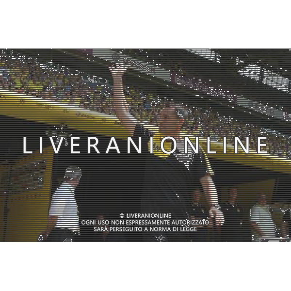 Fu§ball, firo : 04.07.2015 1.BL, 1.Bundesliga, Saison 2015/2016, BVB, Borussia Dortmund, Saisoneršffnung, Arno Michels, Co-Trainer, BVB Borussia Dortmund, Spieler betreten das Spielfeld, Gestik, Mimik, halbe Figur, $worldrightsEs gelten unsere AGB, einsehbar auf www.firosportphoto.de, copyright by firo sportphoto: Coesfelder Str. 207 D-48249 DŸlmen www.firosportphoto.de mail@firosportphoto.de (V o l k s b a n k B o c h u m - W i t t e n ) BLZ.: 430 601 29 Kt. Nr.: 341 117 100 Tel:Ê +49-2594-9916004 Fax:Ê+49-2594-9916005 AG ALDO LIVERANI SAS ONLY ITALY