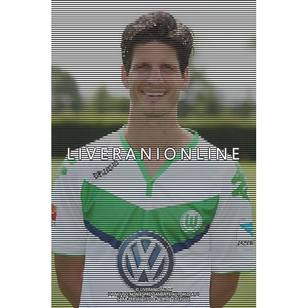 firo FuÃŸball,Fussball, 16.07.2015 1. Bundesliga Saison 2015/2016 VFL Wolfsburg Fototermin Wolfsburg, Portrait, Timm Klose $worldrightsEs gelten unsere AGB, einsehbar auf www.firosportphoto.de copyright by firo sportphoto: Coesfelder Str. 207 D- 48249 DÃ¼lmen www.firosportphoto.de mail@firosportphoto.de (V o l k s b a n k B o c h u m - W i t t e n ) BLZ.: 430 601 29 Kt. Nr.: 341 117 100 Tel: +49-2594 - 9916004 Fax: +49-2594 - 9916005 AG ALDO LIVERANI SAS ONLY ITALY