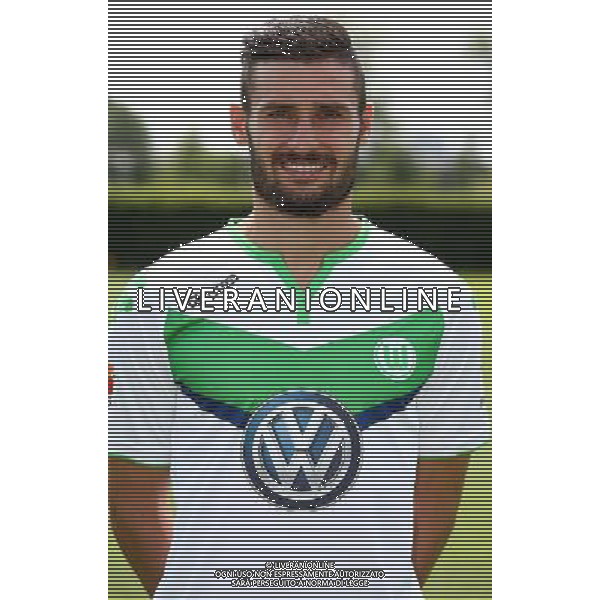 firo FuÃŸball,Fussball, 16.07.2015 1. Bundesliga Saison 2015/2016 VFL Wolfsburg Fototermin Wolfsburg, Portrait, Daniel Caligiuri $worldrightsEs gelten unsere AGB, einsehbar auf www.firosportphoto.de copyright by firo sportphoto: Coesfelder Str. 207 D- 48249 DÃ¼lmen www.firosportphoto.de mail@firosportphoto.de (V o l k s b a n k B o c h u m - W i t t e n ) BLZ.: 430 601 29 Kt. Nr.: 341 117 100 Tel: +49-2594 - 9916004 Fax: +49-2594 - 9916005 AG ALDO LIVERANI SAS ONLY ITALY