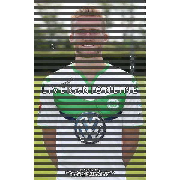 firo FuÃŸball,Fussball, 16.07.2015 1. Bundesliga Saison 2015/2016 VFL Wolfsburg Fototermin Wolfsburg, Portrait, Andre SchÃ¼rrle $worldrightsEs gelten unsere AGB, einsehbar auf www.firosportphoto.de copyright by firo sportphoto: Coesfelder Str. 207 D- 48249 DÃ¼lmen www.firosportphoto.de mail@firosportphoto.de (V o l k s b a n k B o c h u m - W i t t e n ) BLZ.: 430 601 29 Kt. Nr.: 341 117 100 Tel: +49-2594 - 9916004 Fax: +49-2594 - 9916005 AG ALDO LIVERANI SAS ONLY ITALY