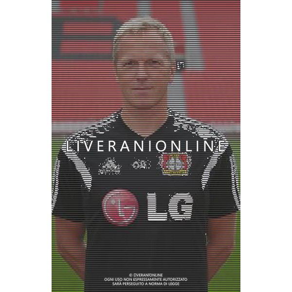 firo : 13.07.2015 Fu§ball, 1.Bundesliga,Saison 2015/2016 Bayer 04 Leverkusen, Fototermin, Portraittermin, Oliver BARTLETT, Portrait $worldrights,Es gelten unsere AGB, einsehbar auf www.firosportphoto.de, copyright by firo sportphoto: Coesfelder Str. 207 D-48249 DŸlmen www.firosportphoto.de mail@firosportphoto.de (V o l k s b a n k B o c h u m - W i t t e n ) BLZ.: 430 601 29 Kt. Nr.: 341 117 100 Tel:Ê +49-2594-9916004 Fax:Ê+49-2594-9916005 AG ALDO LIVERANI SAS ONLY ITALY