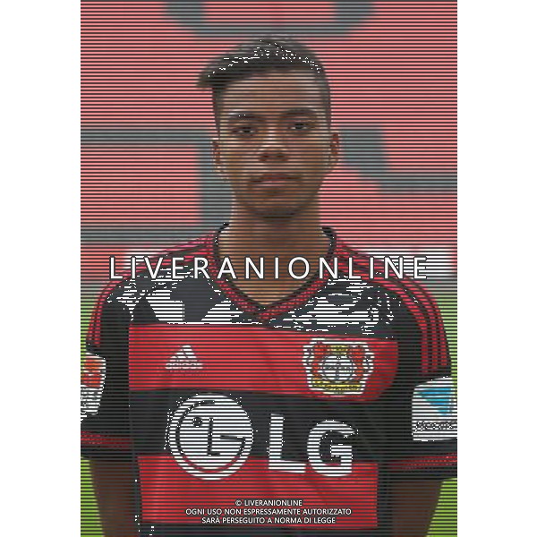 firo : 13.07.2015 Fu§ball, 1.Bundesliga,Saison 2015/2016 Bayer 04 Leverkusen, Fototermin, Portraittermin, Benjamin HENRICHS, Portrait $worldrights,Es gelten unsere AGB, einsehbar auf www.firosportphoto.de, copyright by firo sportphoto: Coesfelder Str. 207 D-48249 DŸlmen www.firosportphoto.de mail@firosportphoto.de (V o l k s b a n k B o c h u m - W i t t e n ) BLZ.: 430 601 29 Kt. Nr.: 341 117 100 Tel:Ê +49-2594-9916004 Fax:Ê+49-2594-9916005 AG ALDO LIVERANI SAS ONLY ITALY