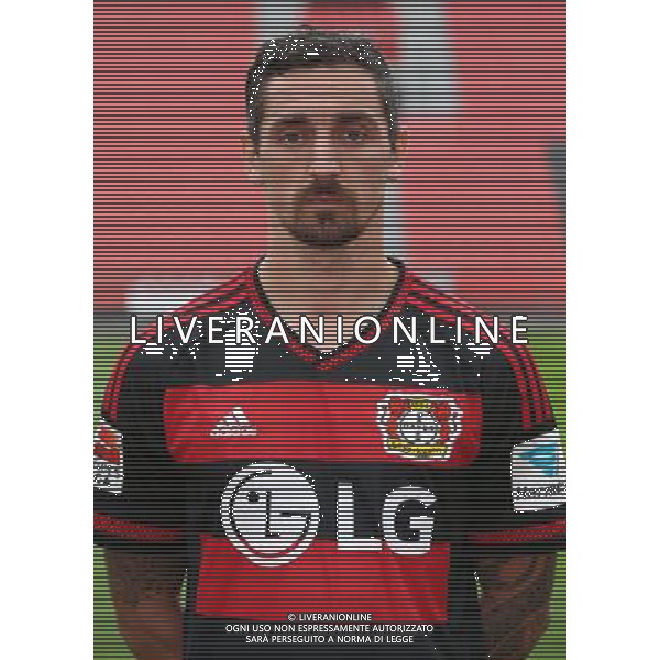 firo : 13.07.2015 Fu§ball, 1.Bundesliga,Saison 2015/2016 Bayer 04 Leverkusen, Fototermin, Portraittermin, Roberto HILBERT, Portrait $worldrights,Es gelten unsere AGB, einsehbar auf www.firosportphoto.de, copyright by firo sportphoto: Coesfelder Str. 207 D-48249 DŸlmen www.firosportphoto.de mail@firosportphoto.de (V o l k s b a n k B o c h u m - W i t t e n ) BLZ.: 430 601 29 Kt. Nr.: 341 117 100 Tel:Ê +49-2594-9916004 Fax:Ê+49-2594-9916005 AG ALDO LIVERANI SAS ONLY ITALY