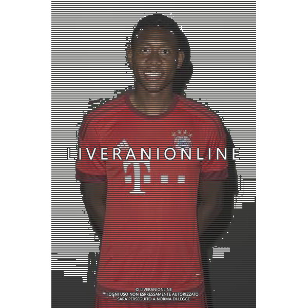 firo : Fu§ball,Fussball : 16.07.2015 1.Bundesliga, Saison 2015/2016 Bayern MŸnchen, Muenchen, Offizieller Fototermin des FC Bayern MŸnchen, Julian Green ( MŸnchen, Muenchen ), halbe Figur, Gestik $worldrightsEs gelten unsere AGB, einsehbar auf www.firosportphoto.de copyright by firo sportphoto: Coesfelder Str. 207 D- 48249 DŸlmen www.firosportphoto.de mail@firosportphoto.de (V o l k s b a n k B o c h u m - W i t t e n ) BLZ.: 430 601 29 Kt. Nr.: 341 117 100 Tel: +49-2594 - 9916004 Fax: +49-2594 - 9916005 AG ALDO LIVERANI SAS ONLY ITALY