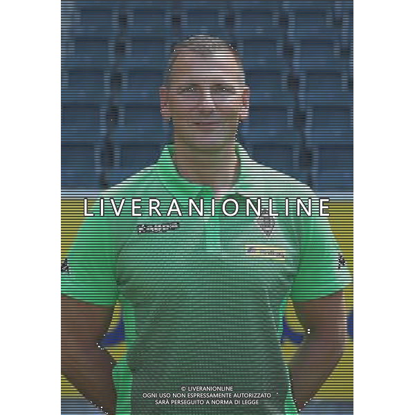 firo : 10.07.2015 FuÃŸball, 1.Bundesliga,Saison 2015/2016 VfL Borussia MÃ¶nchengladbach, Gladbach, Fototermin, Portraittermin, Physiotherapeut Dirk MÃœLLER, Portrait $worldrights,Es gelten unsere AGB, einsehbar auf www.firosportphoto.de, copyright by firo sportphoto: Coesfelder Str. 207 D-48249 DÃ¼lmen www.firosportphoto.de mail@firosportphoto.de (V o l k s b a n k B o c h u m - W i t t e n ) BLZ.: 430 601 29 Kt. Nr.: 341 117 100 Tel:Â  +49-2594-9916004 Fax:Â +49-2594-9916005